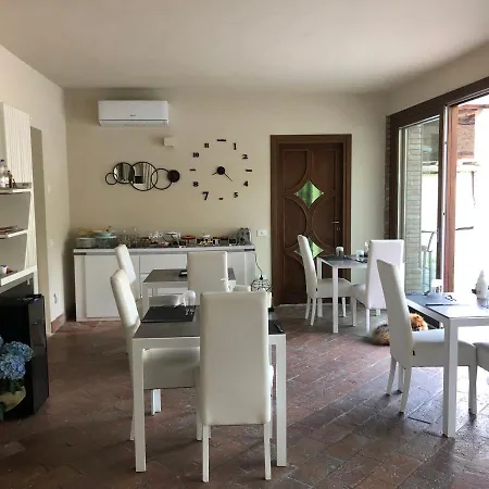 La Terrazza Sulle Vigne Bed & Breakfast 3*
